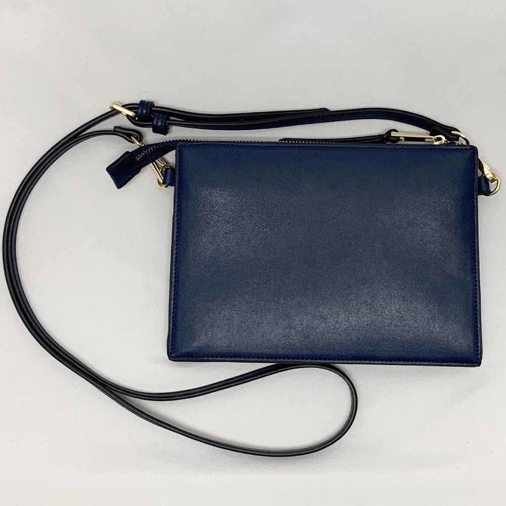 NWOT Crown & Ivy Navy Blue Dixie Crossbody - Picture 3 of 3